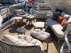 Sunseeker 90 Yacht - picture 8