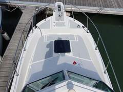 Boston Whaler 26 Outrage - picture 9
