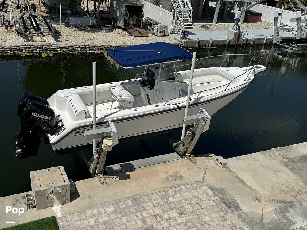 Boston Whaler Outrage 26 CC - picture 2