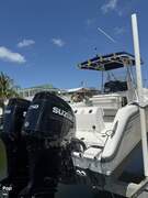 Boston Whaler Outrage 26 CC - picture 10