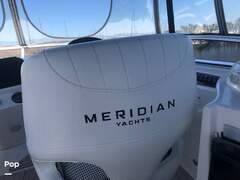 Meridian 341 Flybridge Cruiser - фото 10