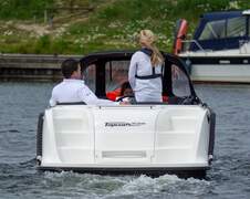 Topcraft 565 Tender - picture 2