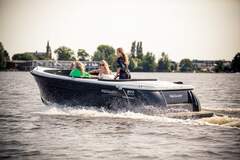 Topcraft 605 Tender - picture 1