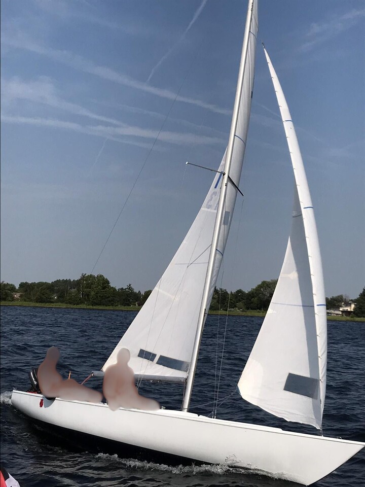 Soling 825 - image 2