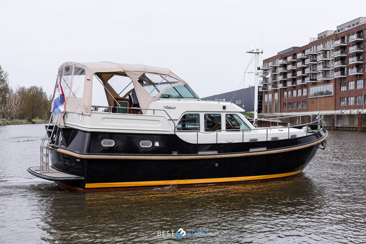 Linssen Grand Sturdy 380 AC - picture 2