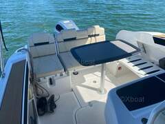 Karnic SL 701 Boat in new condition6 Hours of - picture 6