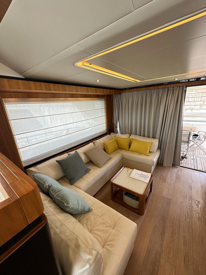 Absolute 58 Navetta - picture 3