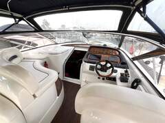 Sunseeker Camargue 44 - picture 9