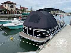 Sun Tracker Party Barge 22 DLX - immagine 4