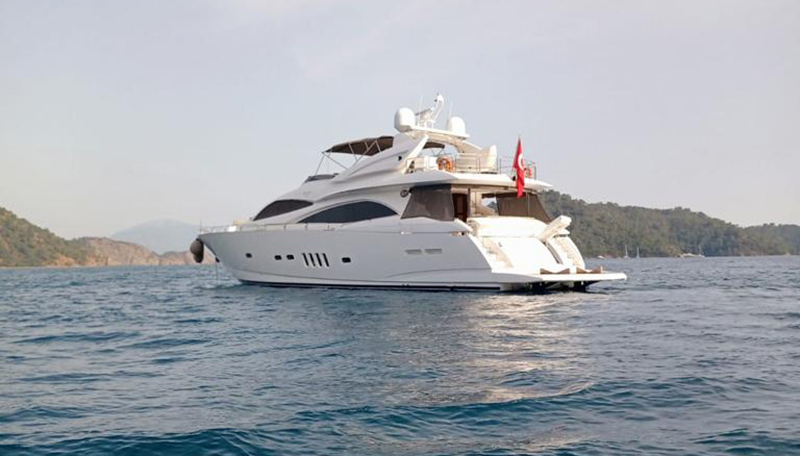 Sunseeker 94 Yacht - picture 2