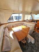 Riviera Marine 43 Fly - picture 7