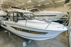 Jeanneau Merry Fisher 895 Model 2022 - picture 2