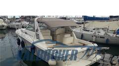 Sea Ray 330 Express Cruiser - picture 2