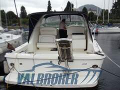 Sea Ray 330 Express Cruiser - picture 5