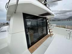 Fountaine Pajot MY 37 - picture 9