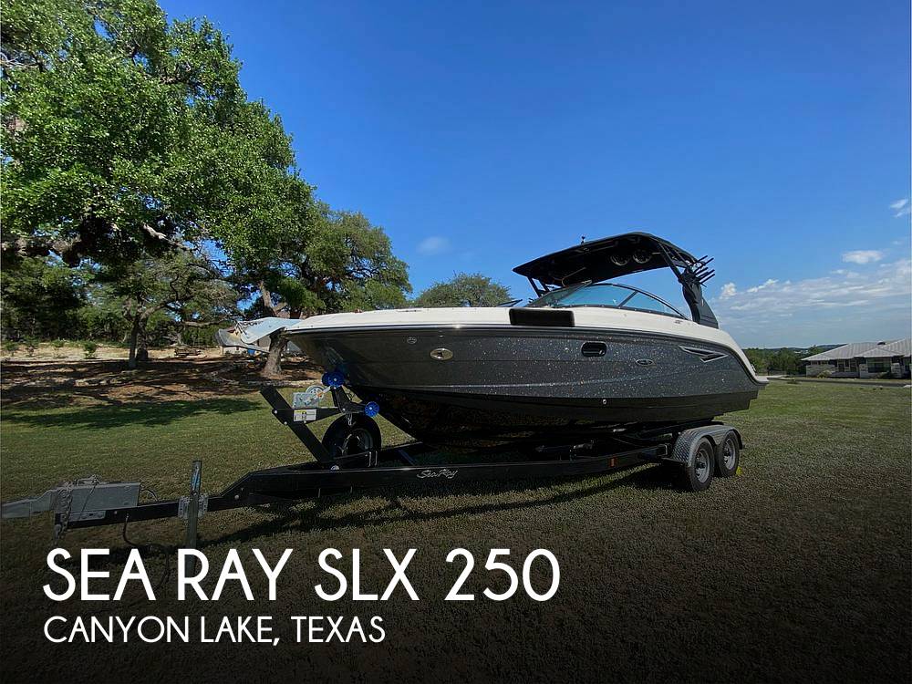 Sea Ray SLX 250