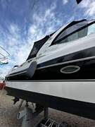 Cruisers Yachts 300 CXI - picture 8