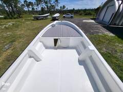 Flyfisher Panga 22.5 (BRAND NEW Never Titled!) - picture 3
