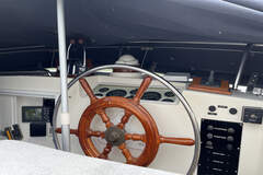 Grand Banks 36 Classic - picture 3