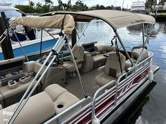 Sun Tracker Party Barge 24DLX - immagine 4