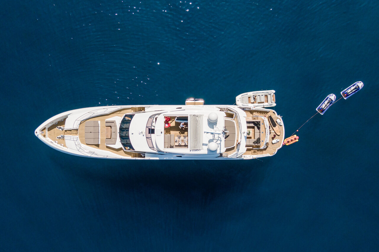 Sunseeker 115 Sport Yacht - Bild 3