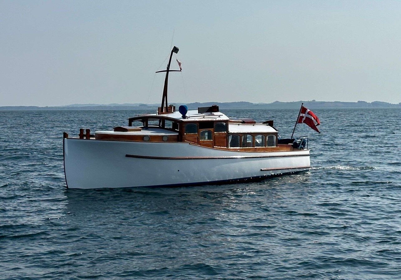 Classic Yacht 9M - picture 2