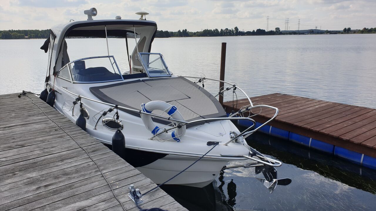 Coral Yacht 690 Sport Cruiser - image 2