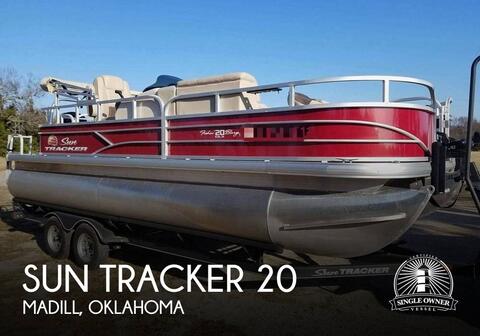 Sun Tracker Fishin' Barge 20 DLX