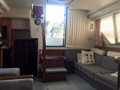 Carver 33 Aft Cabin - picture 7