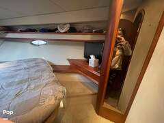 Cruisers Yachts 3672 Express Platinum Series - picture 3