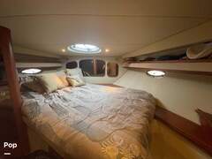 Cruisers Yachts 3672 Express Platinum Series - picture 2