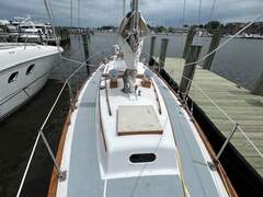 Hinckley Yachts Pilot Yawl 35 - Bild 5