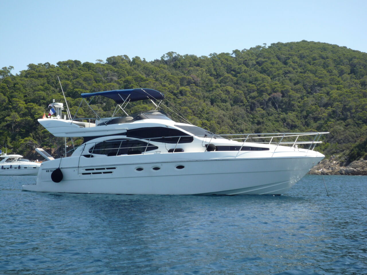 Azimut 46 Fly - picture 2