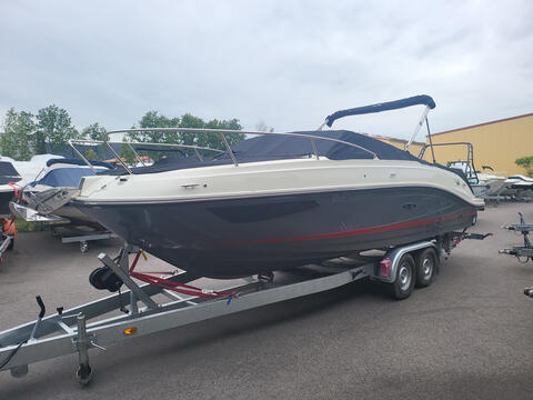 Sea Ray 230 SSE