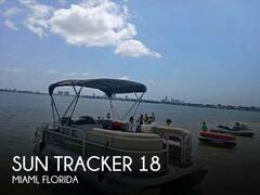 Sun Tracker Party Barge 18 DLX - billede 1