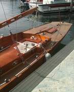 Classic Wooden Sailboat - billede 6