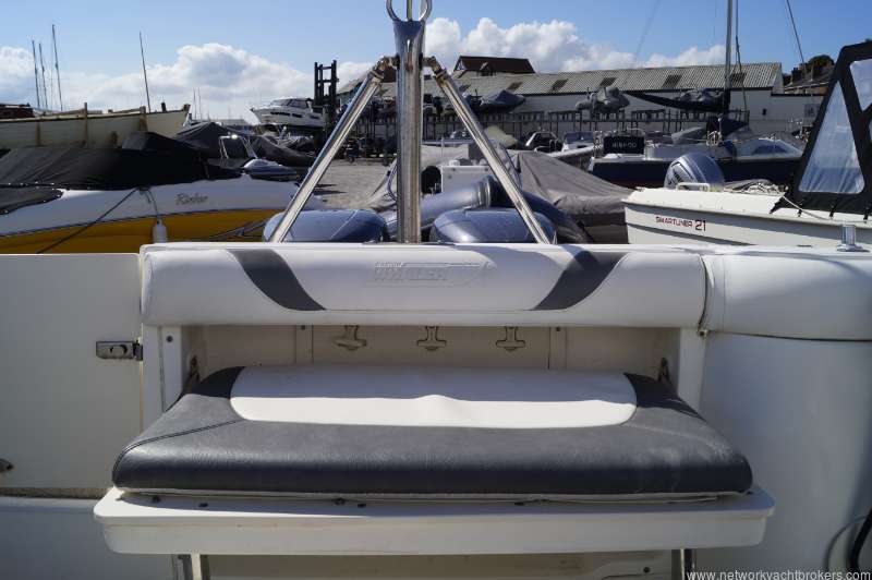 Boston Whaler Outrage 240 - immagine 3