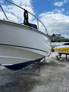 Boston Whaler Outrage 240 - picture 2