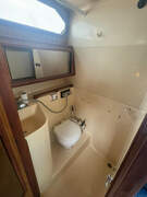 Sea Ray 300 Express Cruiser - picture 6